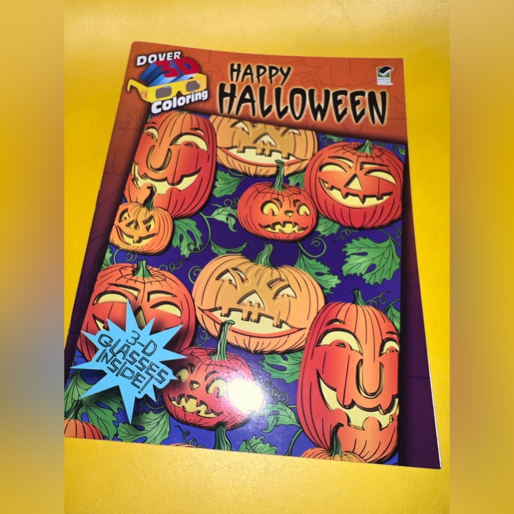 3-D Halloween  COLORING BOOK 25+ pages ghouls spooky fall ghost pumpkin 2011 new